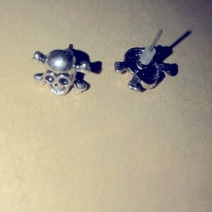 Skull crossbones post earrings